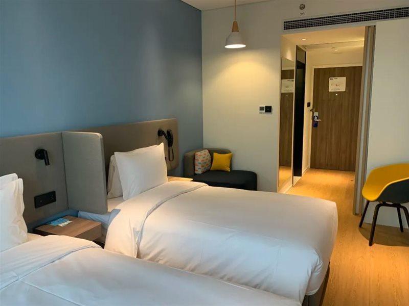 Holiday Inn Express Shanghai Baoyang By Ihg المظهر الخارجي الصورة